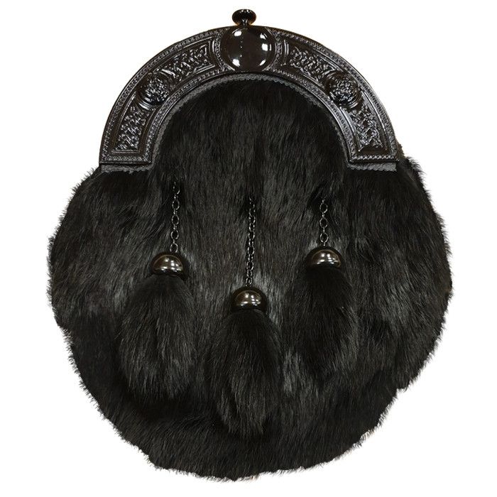 Faux Fur Dress Sporran with Dark Smoky Finish Cantle with Leather Chain Strap